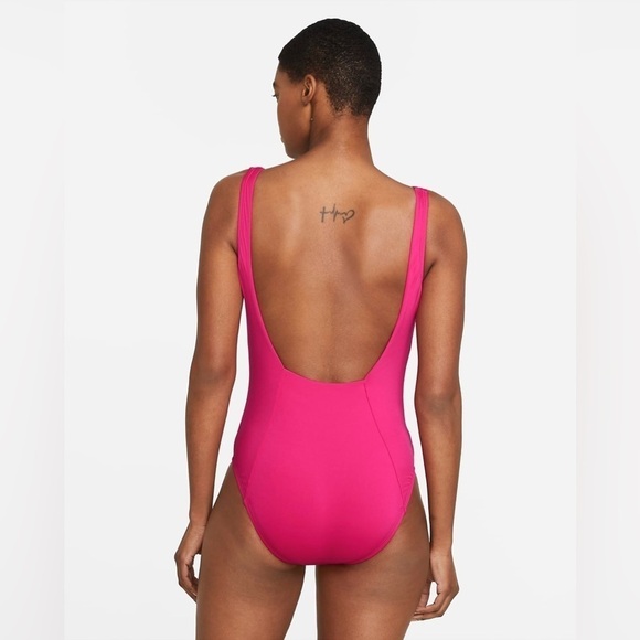 NWT Nike Essential U-Back Women's 1-Piece Swimsuit - Picture 4 of 7